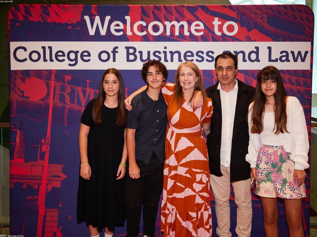 បទយកការណ៍ជោគជ័យ៖ ការវាយតម្លៃនៃការតស៊ូ និងភាពជោគជ័យ