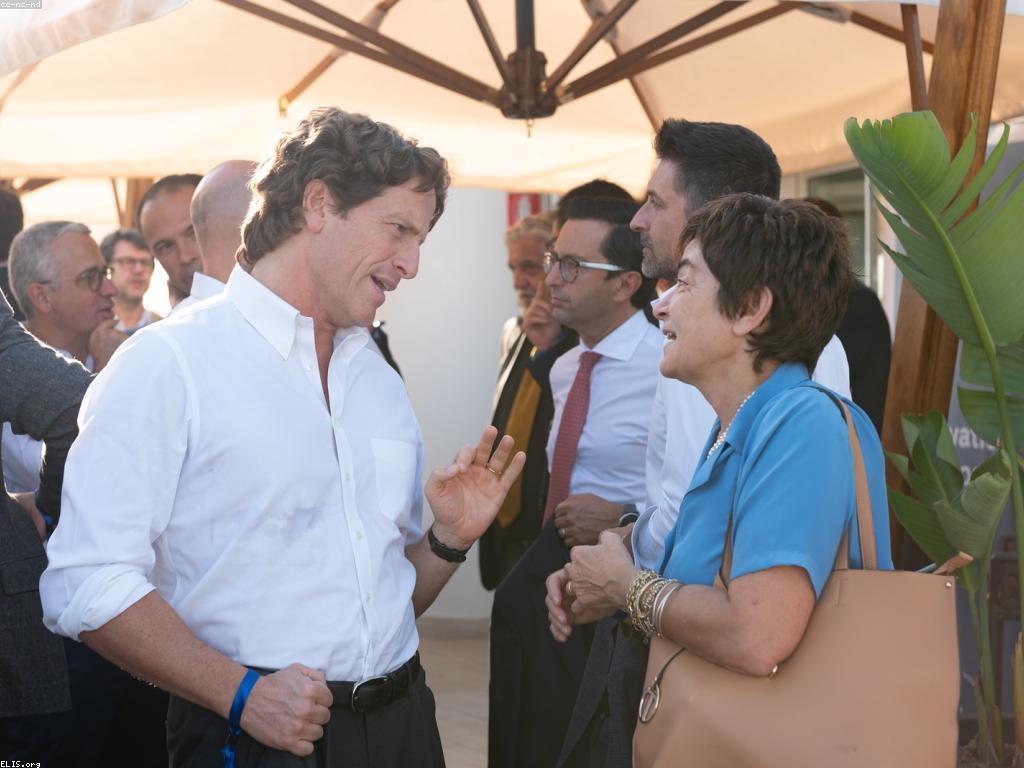 រឿងរ៉ាវជោគជ័យនៅក្នុងការច្នៃប្រឌិត